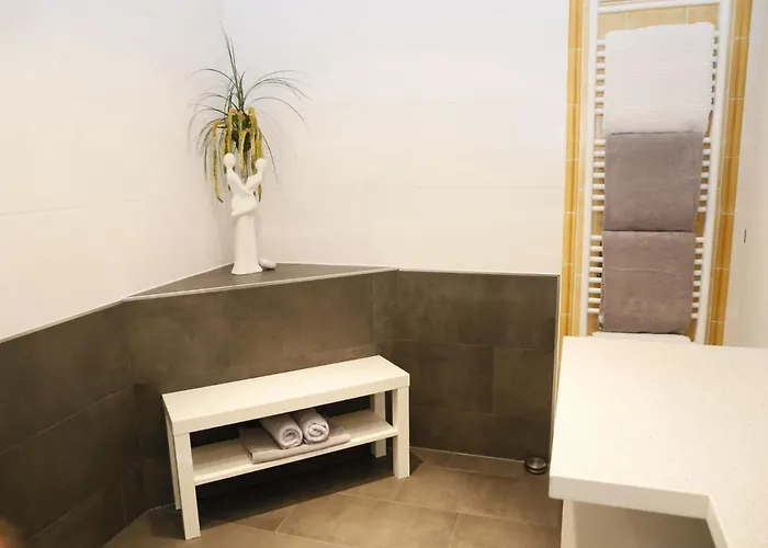 Apartment Ferien 2 By Interhome * Nassereith